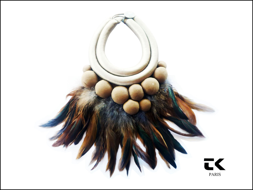 Collier CAFE CREME / 439 €